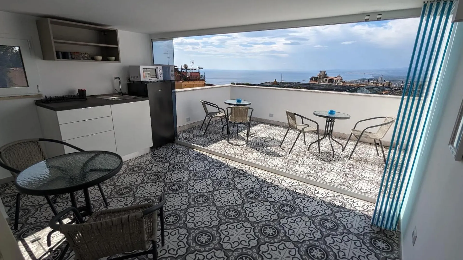 Opuntia Charming Rooms Taormina